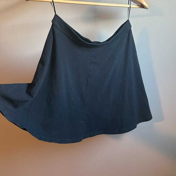 🌟3 for $25 🌟 Topshop Black Skater Skirt - Picture 2 of 3